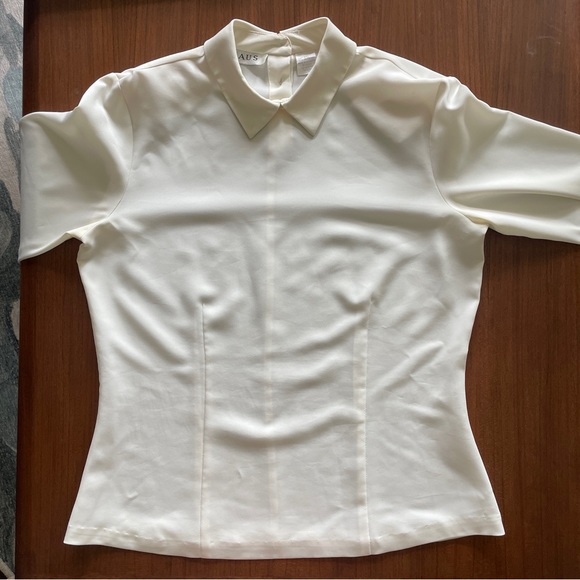 Vintage Peter Pan Collar Creamy White Blouse - Picture 9 of 11